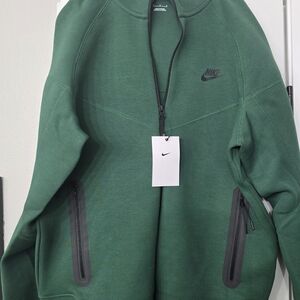Green NIKE Tech Brand New With Tags